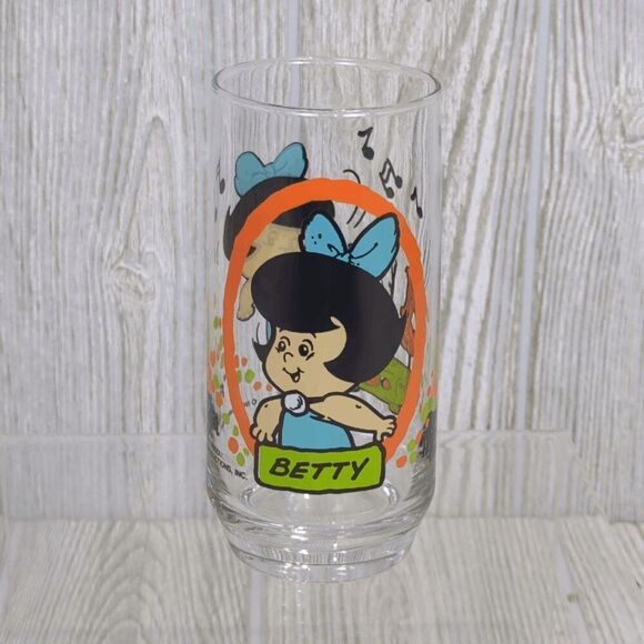 Vintage 1986 Betty The Flintstone Kids Pizza Hut Collector's Mug Cup - Picture 3 of 6
